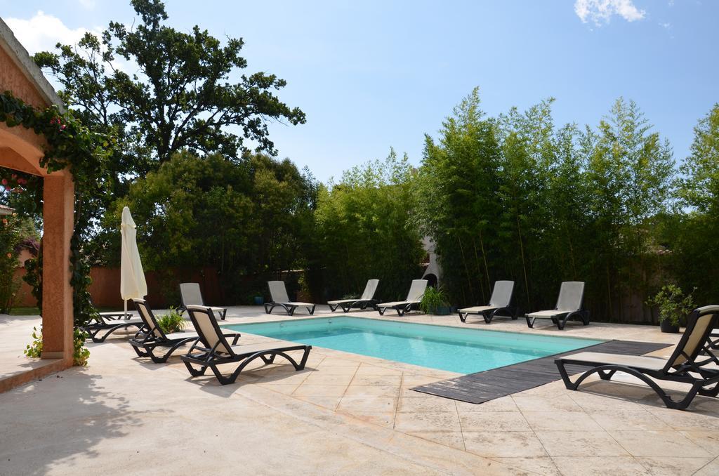 Residence De Tourisme Le Clos Des Vendanges Moriani Plage Rom bilde